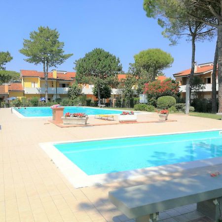 Villaggio Nautilus Бибионе Екстериор снимка