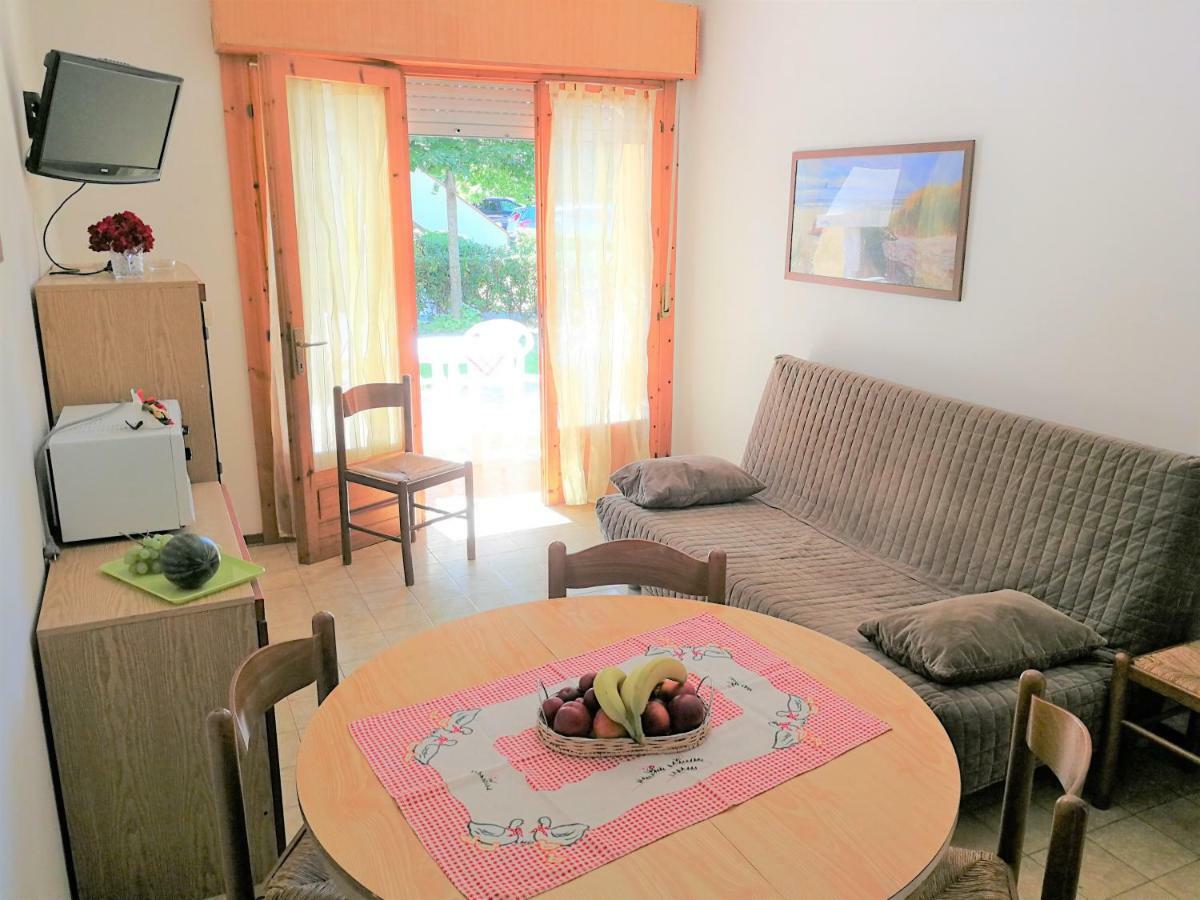 Villaggio Nautilus Бибионе Екстериор снимка