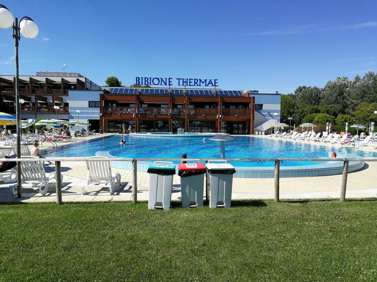 Villaggio Nautilus Бибионе Екстериор снимка